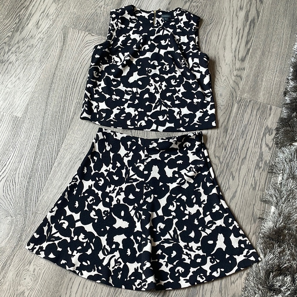 Two piece set